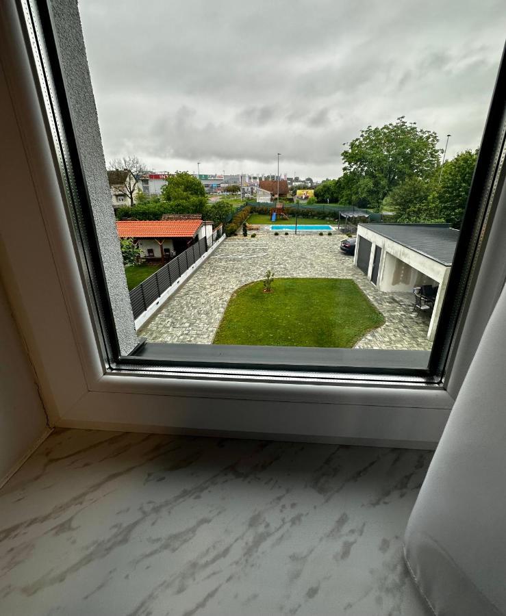 Rooms Slavonski Brod Exteriér fotografie