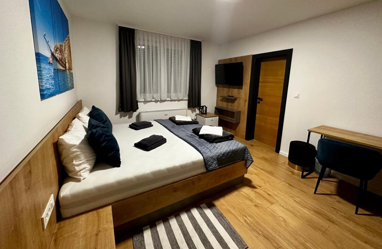 Rooms Slavonski Brod Exteriér fotografie